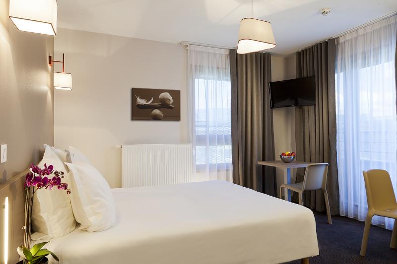 Neho Suites Porte De Geneve - Gare Annemasse *** - Oda