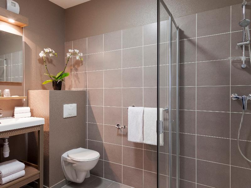 Neho Suites Porte De Geneve - Gare Annemasse *** - Oda