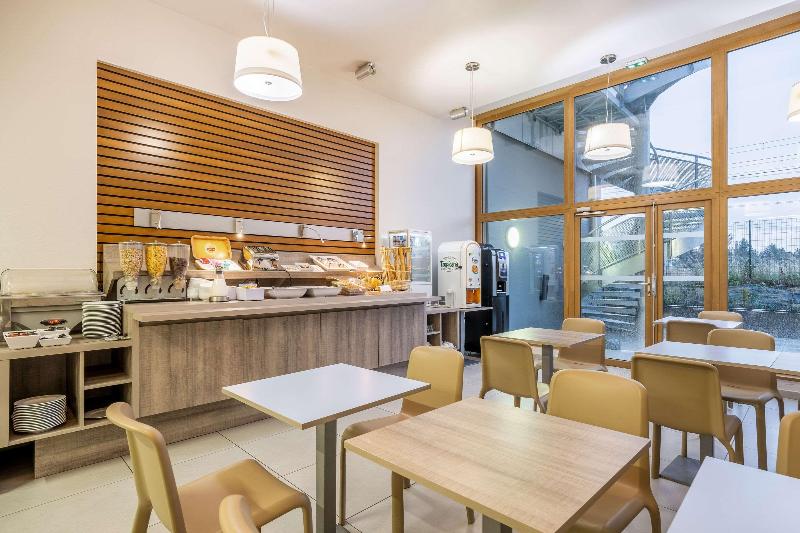 Neho Suites Porte De Geneve - Gare Annemasse *** - Restoran