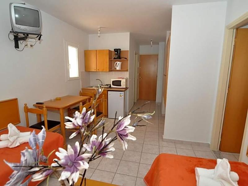 Erato Studios&Apartments - Oda
