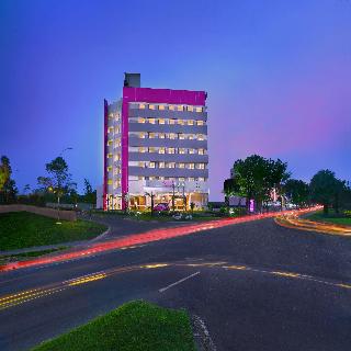 favehotel Jababeka Cikarang otel fotoğrafı
