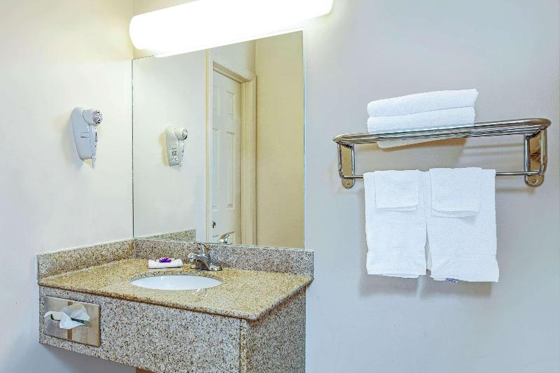 Knights Inn South Hackensack NJ/NYC Area - Oda