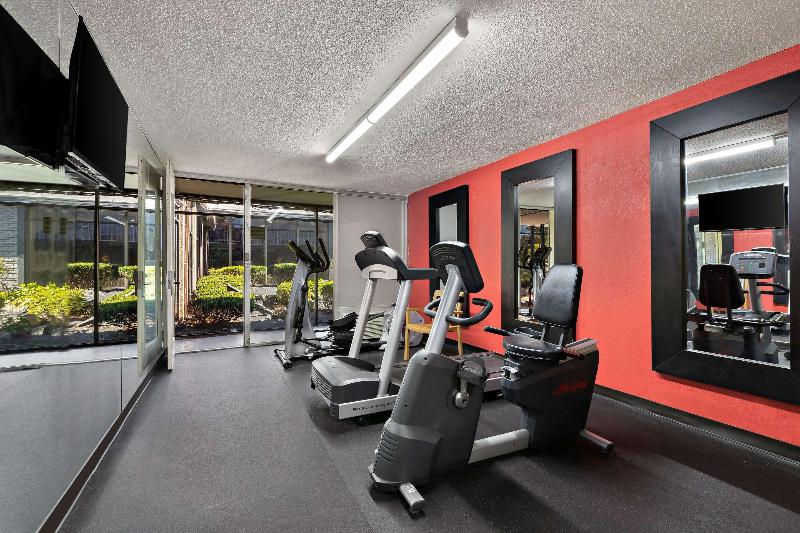 Quality Inn Wayne - Aktivite