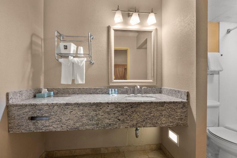 Quality Inn Wayne - Oda