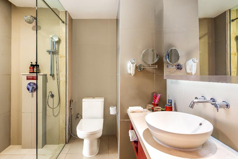 The Alana Yogyakarta Hotel and Convention Center - Oda