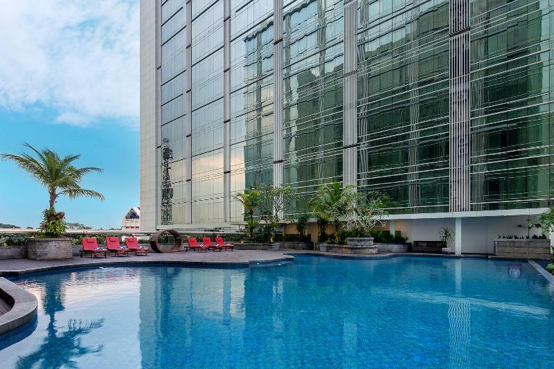The Alana Yogyakarta Hotel and Convention Center - Havuz