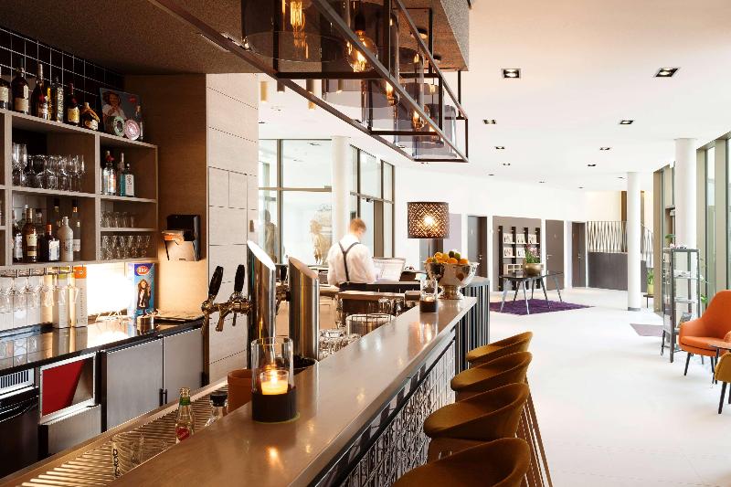 Vienna House Easy by Wyndham Osnabruck - Bar