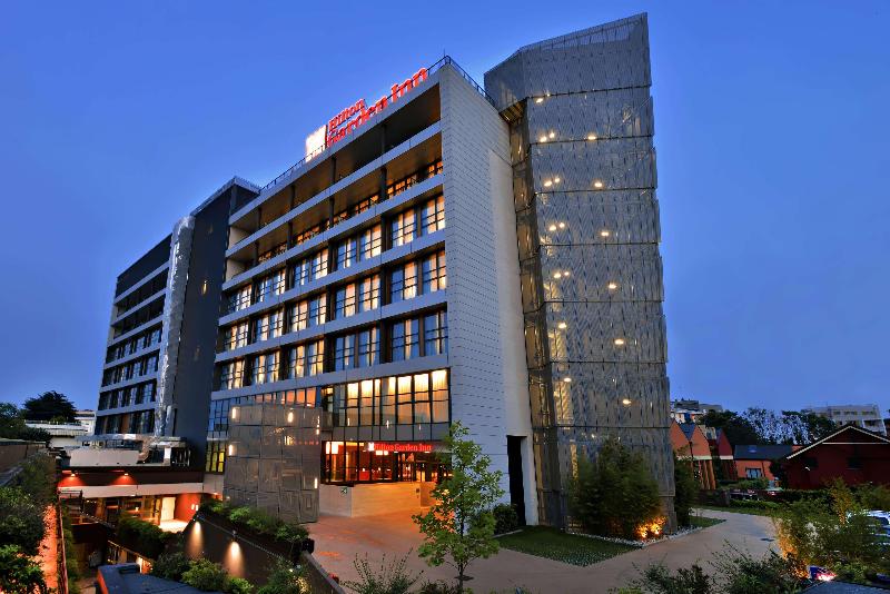 Hilton Garden Inn Milan North - Genel