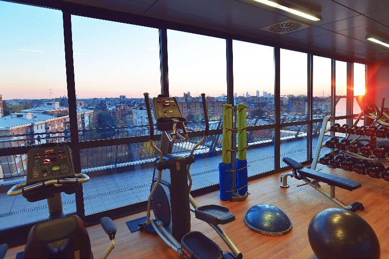 Hilton Garden Inn Milan North - Genel