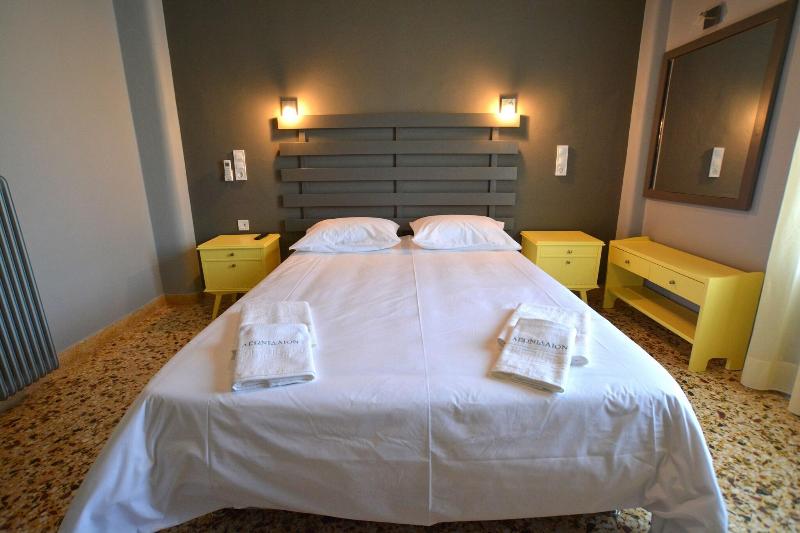Leonidaion Guest House - Oda