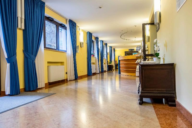 Garda Family House - Lobi