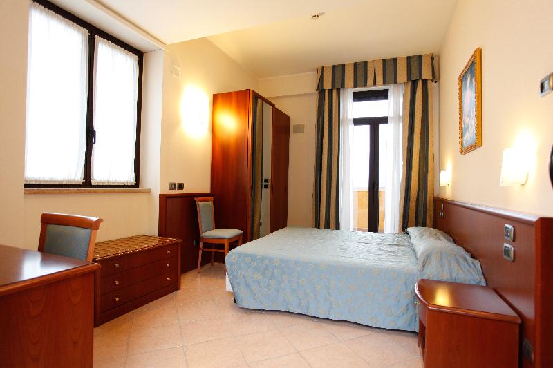 Garda Family House - Oda