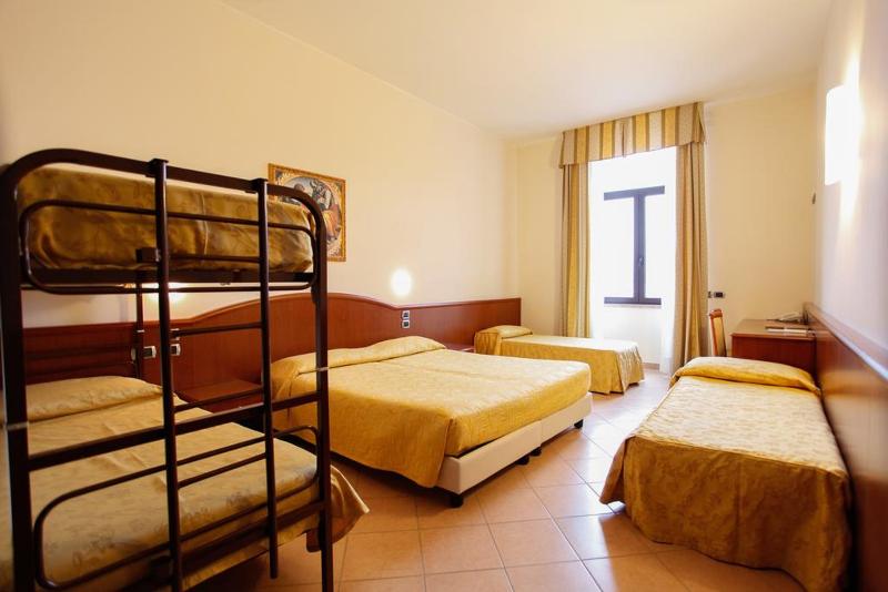 Garda Family House - Oda
