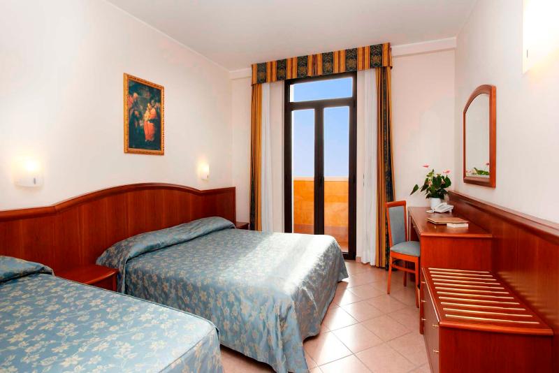 Garda Family House - Oda