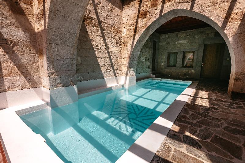 Millstone Cave Suites - Oda