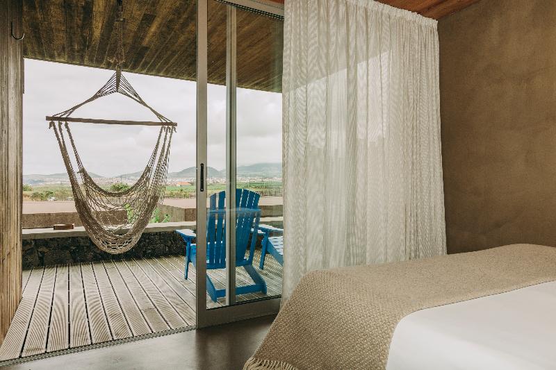Santa Barbara Eco Beach Resort - Oda