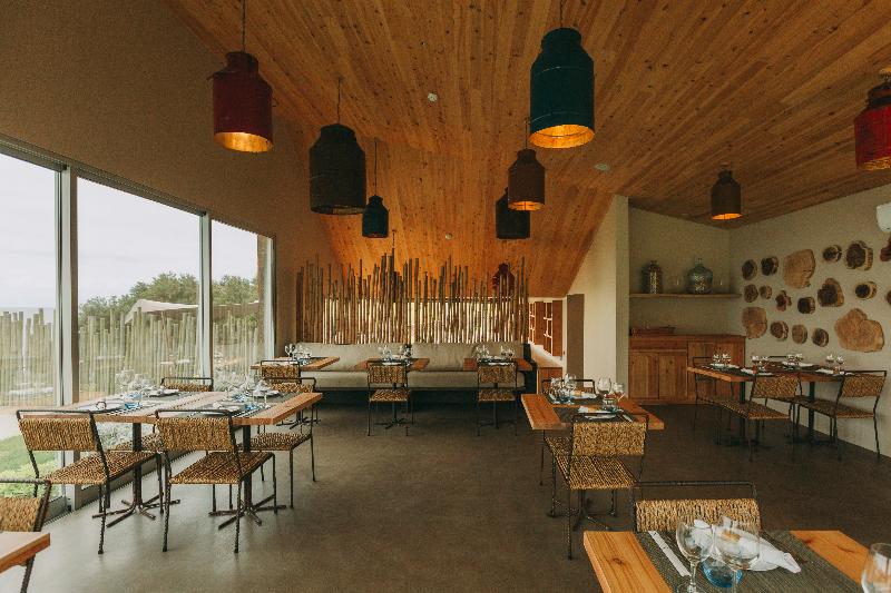 Santa Barbara Eco Beach Resort - Restoran