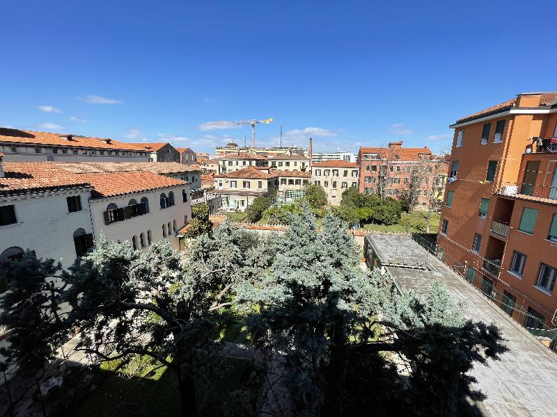 Casa Caburlotto - Genel