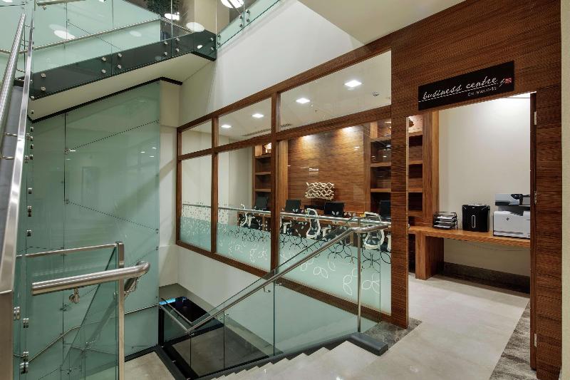 Hilton Garden Inn Corlu - Lobi