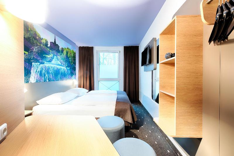 B&B Hotel Kassel-Süd - Oda