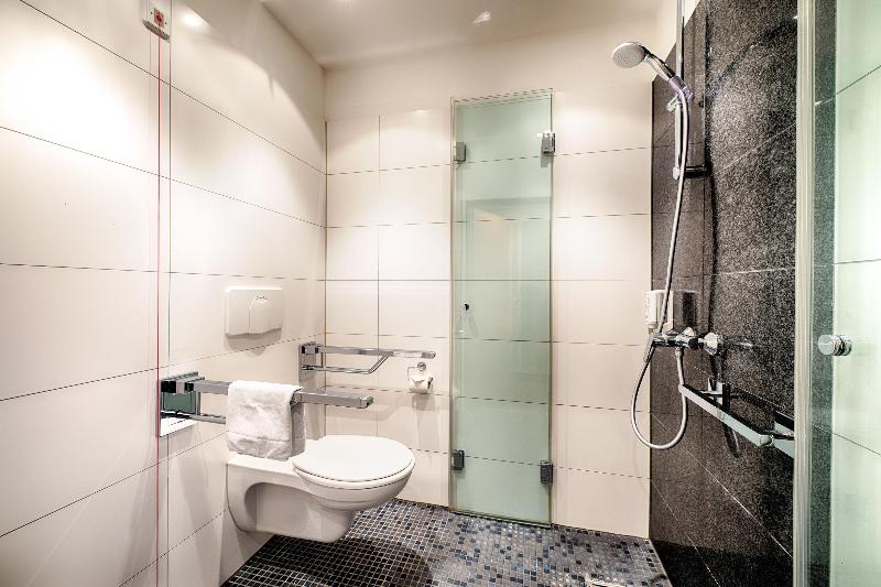 B&B Hotel Kassel-Süd - Oda