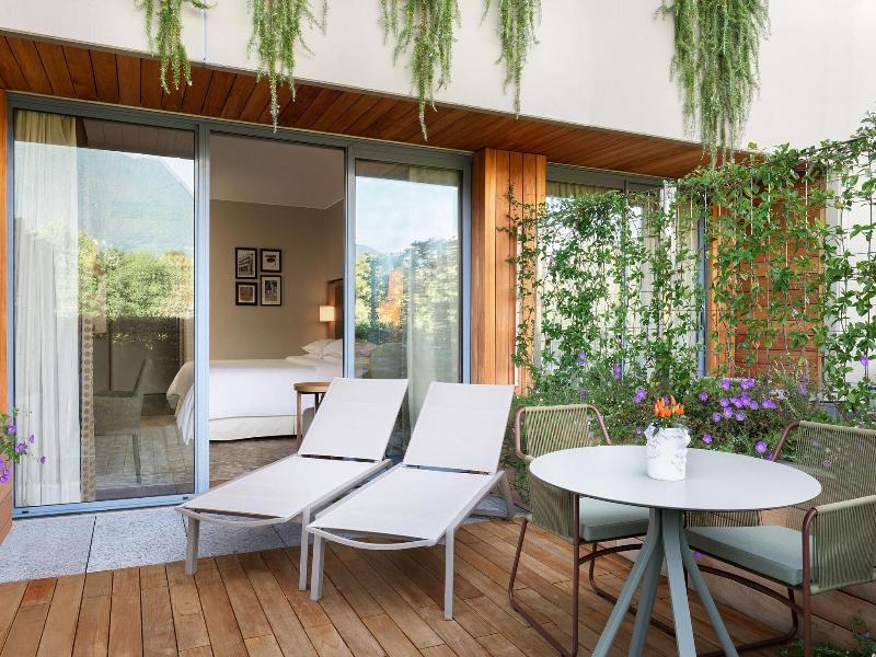 Sheraton Lake Como - Oda