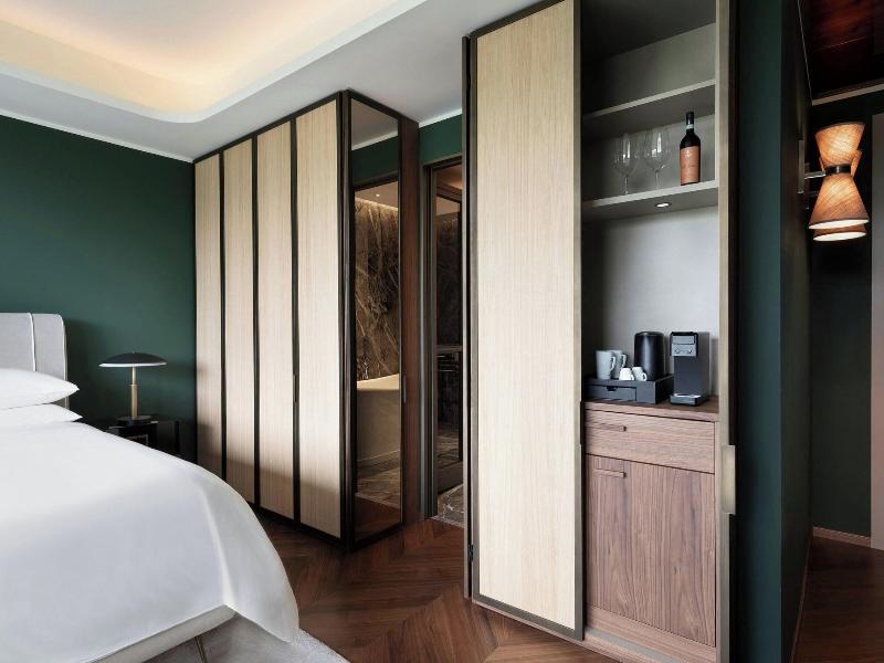 Sheraton Lake Como - Oda