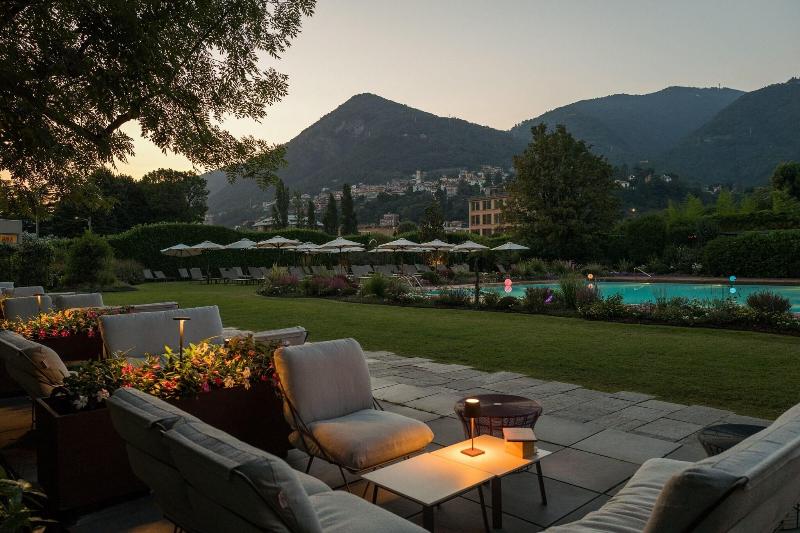 Sheraton Lake Como - Havuz