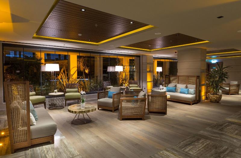 Caresse, A Luxury Collection Resort - Lobi