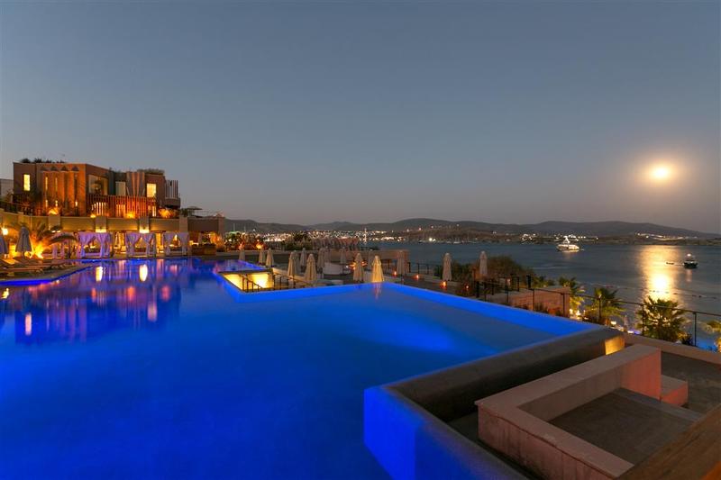 Caresse, A Luxury Collection Resort - Genel