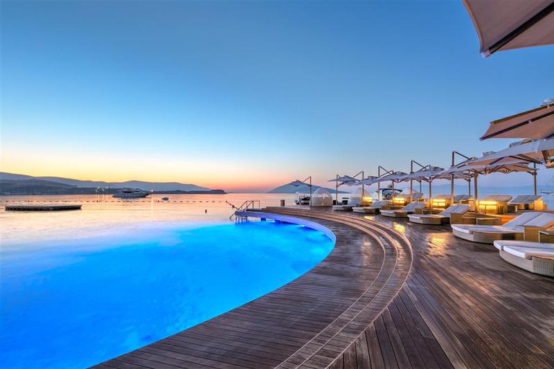Caresse, A Luxury Collection Resort - Genel