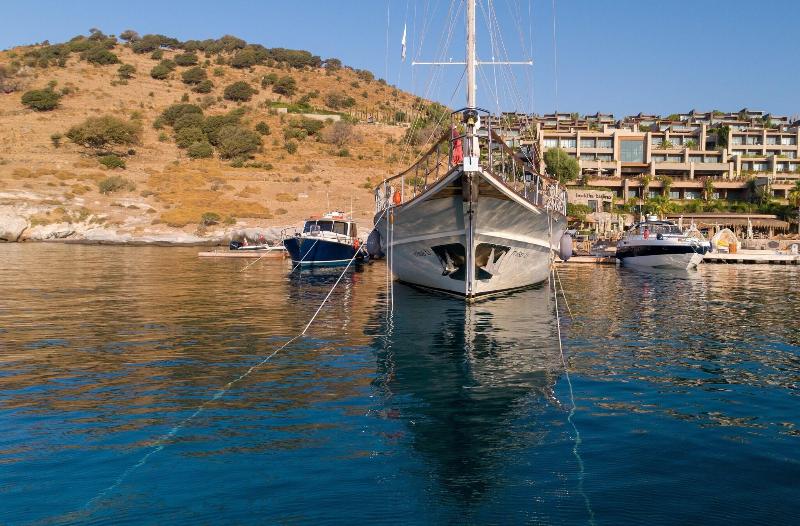 Caresse, A Luxury Collection Resort - Genel
