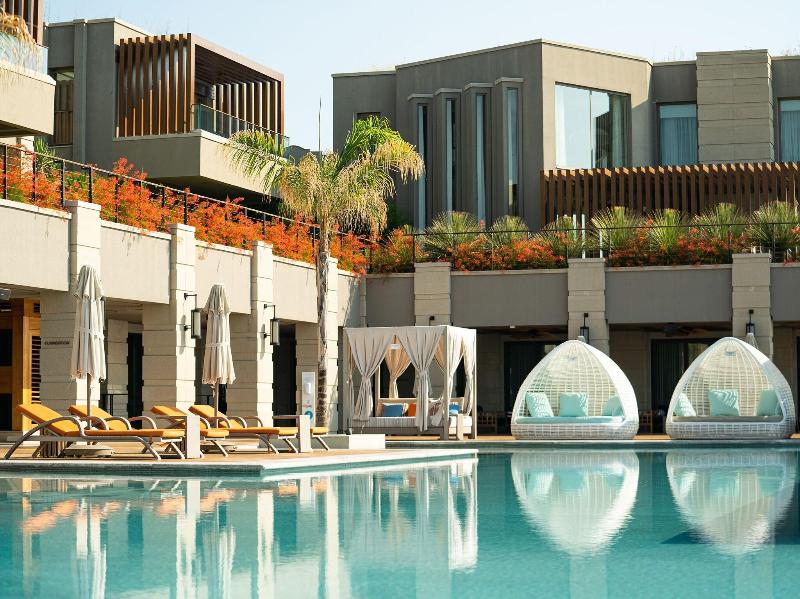 Caresse, A Luxury Collection Resort - Genel