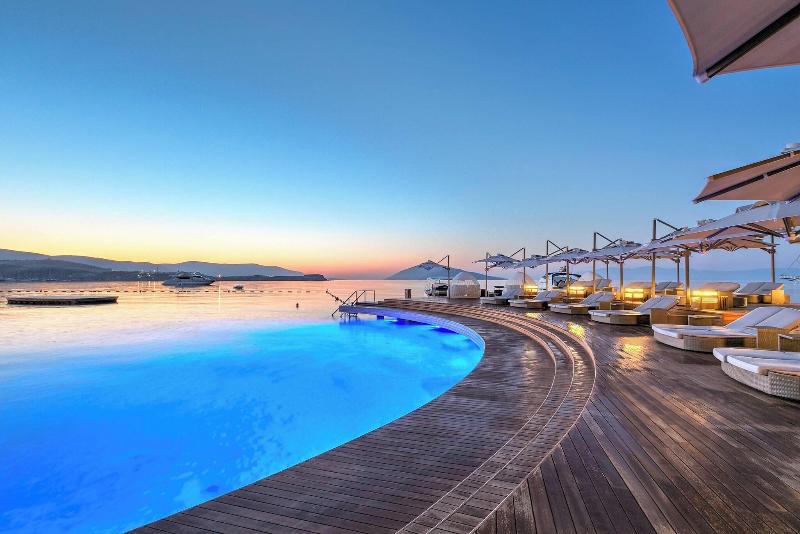 Caresse, A Luxury Collection Resort - Genel