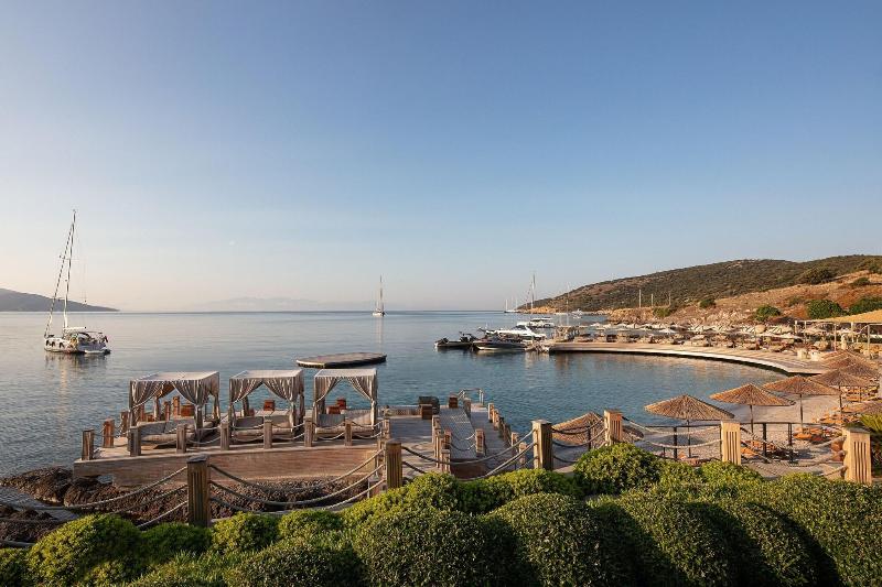 Caresse, A Luxury Collection Resort - Genel