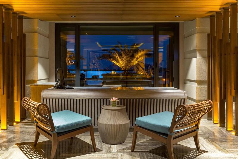 Caresse, A Luxury Collection Resort - Genel