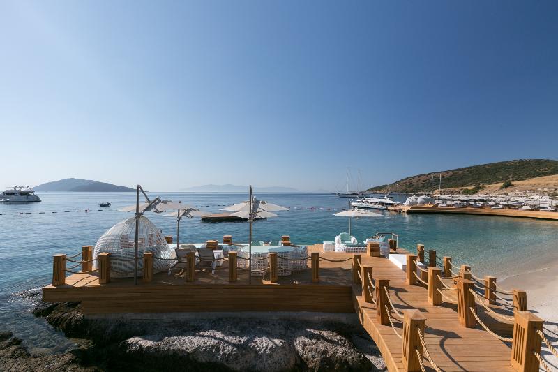 Caresse, A Luxury Collection Resort - Genel