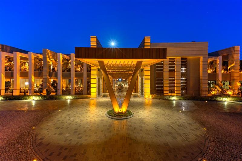 Caresse, A Luxury Collection Resort - Genel