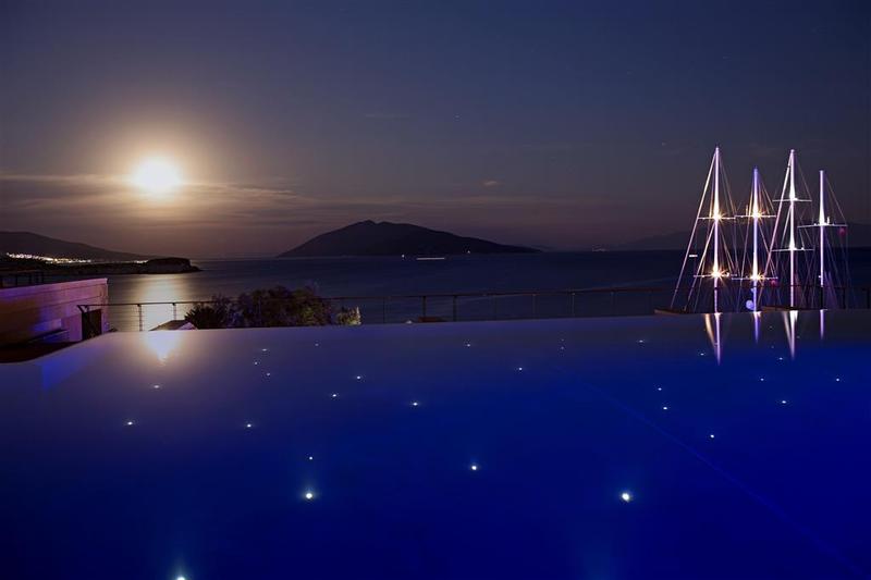 Caresse, A Luxury Collection Resort - Genel