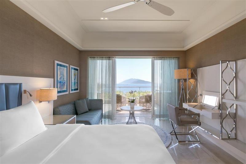 Caresse, A Luxury Collection Resort - Genel
