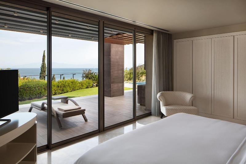 Caresse, A Luxury Collection Resort - Oda
