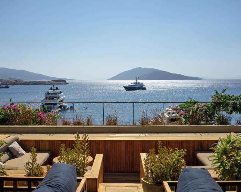 Caresse, A Luxury Collection Resort - Teras