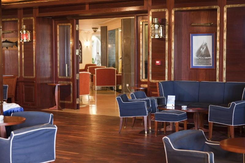 Regency Hotel & Spa - Lobi