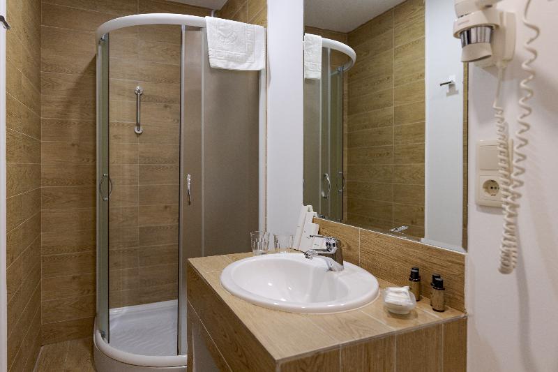 Tbilisi Art Hotel - Oda