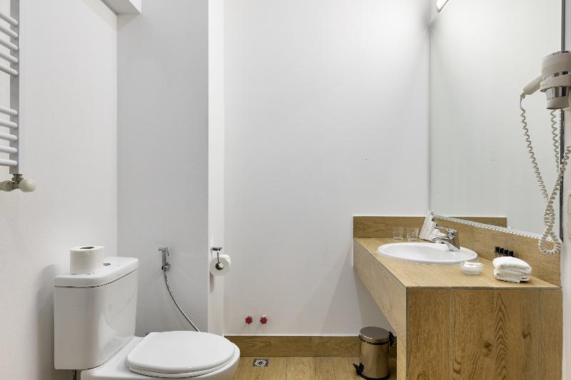 Tbilisi Art Hotel - Oda
