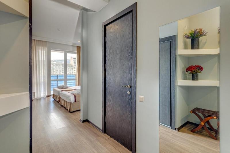 Tbilisi Art Hotel - Oda