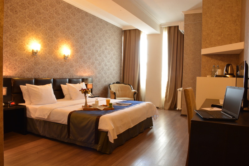 Tbilisi Art Hotel - Oda