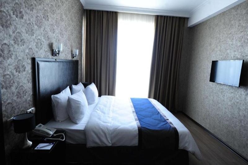 Tbilisi Art Hotel - Oda