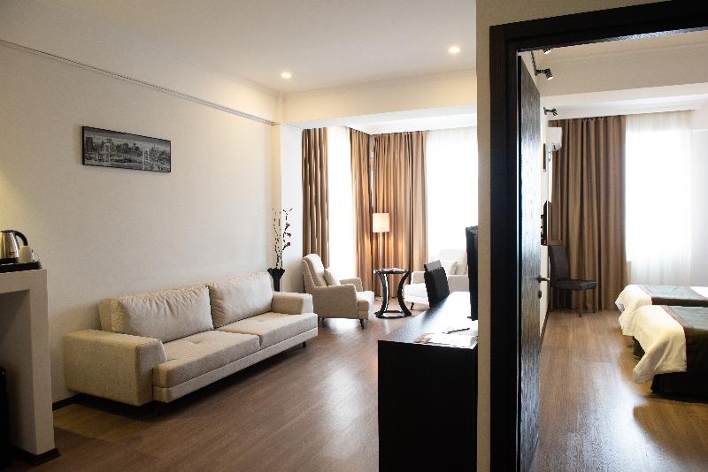 Tbilisi Art Hotel - Oda