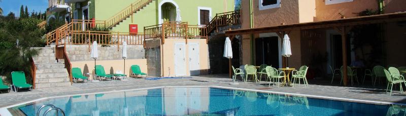 Perla Hotel - Havuz